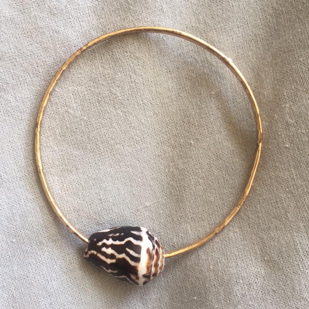 Shell Bangles - Picture 4 of 6